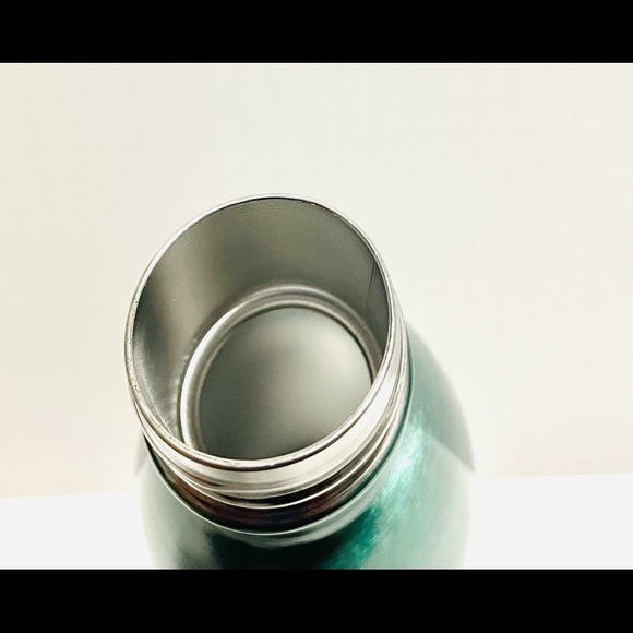 Manna Vogue 25 Oz Double Insulation Stainless Steel Water Bottle Sea Foam Green - Picture 8 of 13